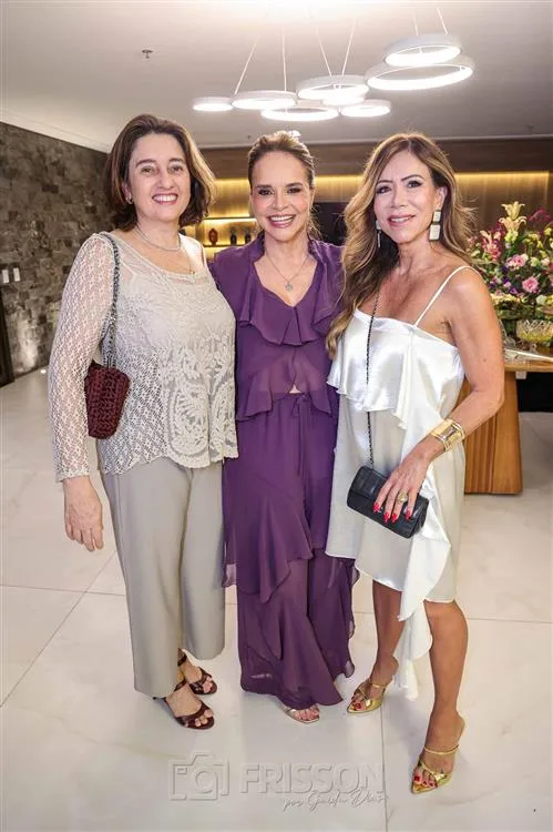 Ângela Cheves, Hilda Pamplona e Sakie Brookes