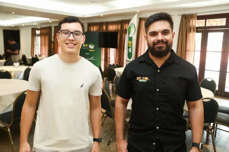 Cauã Portela e Mateus Moura