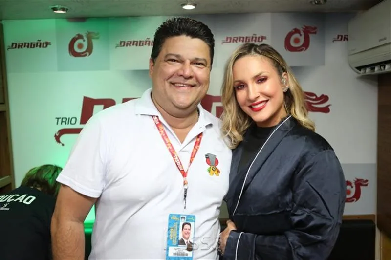 Colombo Cialdini e Claudia Leitte