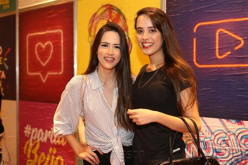 Alice Salvatorio e Larissa Sampaio