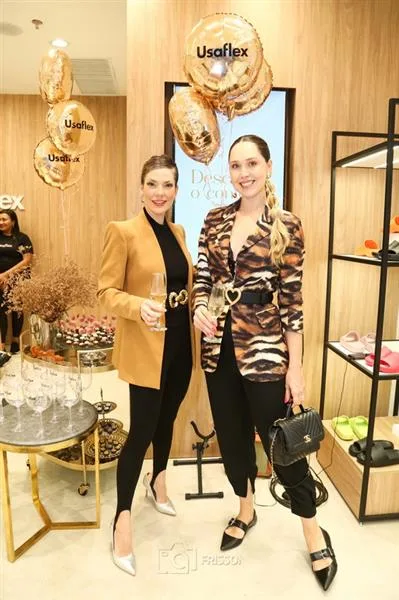 Anna Macedo e Camila Santana