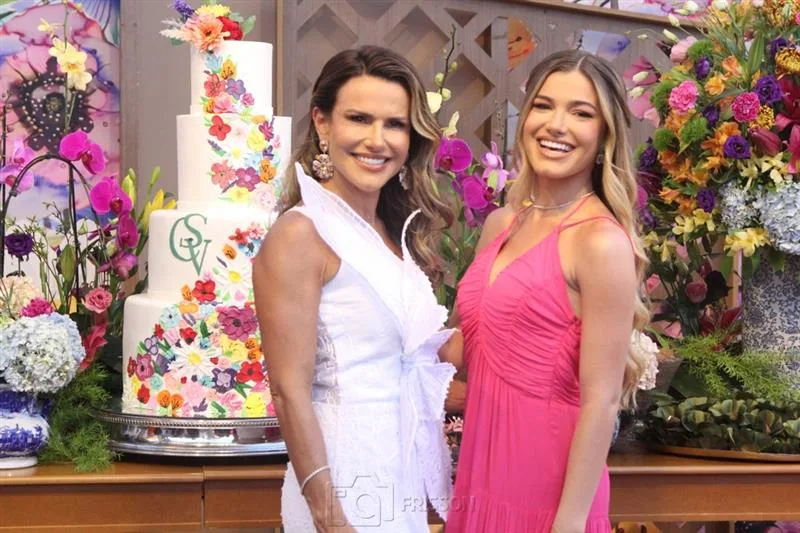 Camila Vieira e Julia Vieira