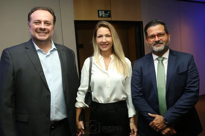 Adriano Nogueira, Carmen Rangel e Carlo Bastos