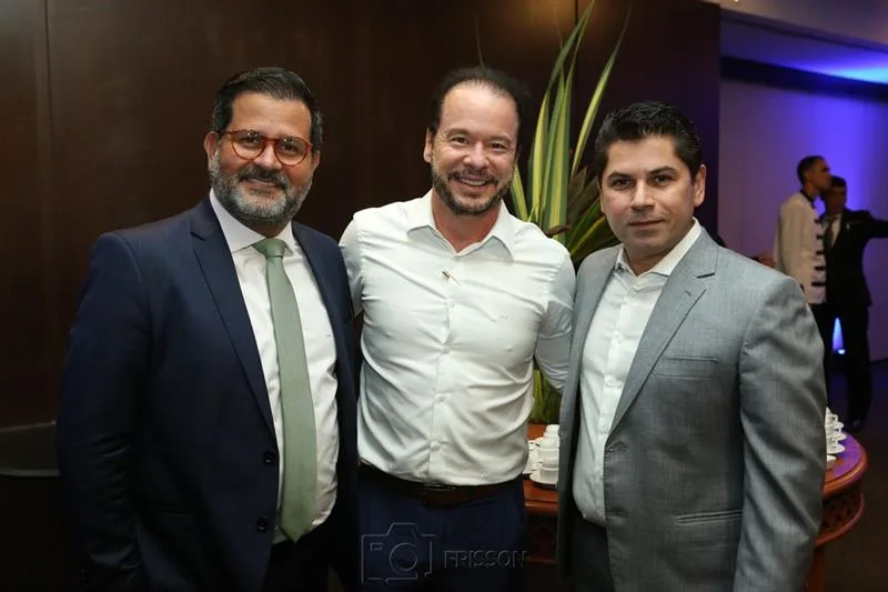 Carlo Bastos, Lizandro Fujita e Pompeu Vasconcelos