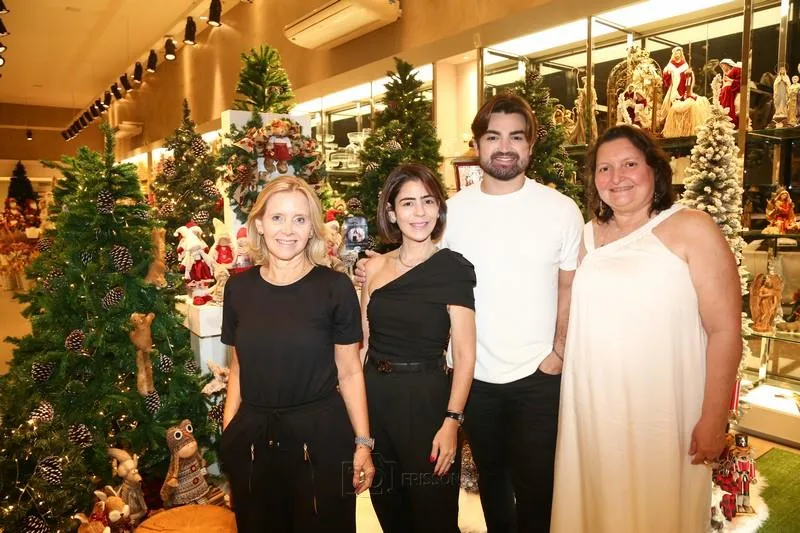 Ana Paula Burlamaqui, Sophia Romcy, José Fontenele e Herminia Lopes