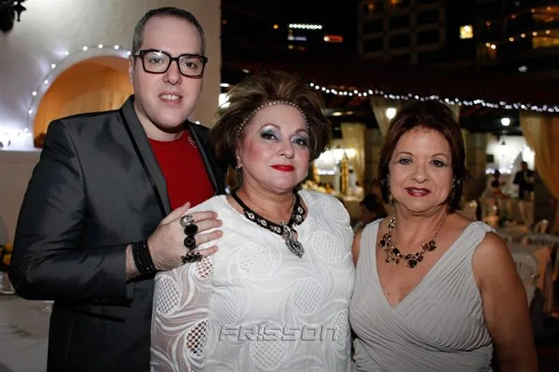 Alysson e Alessandra Aragão e Alzira Ponte