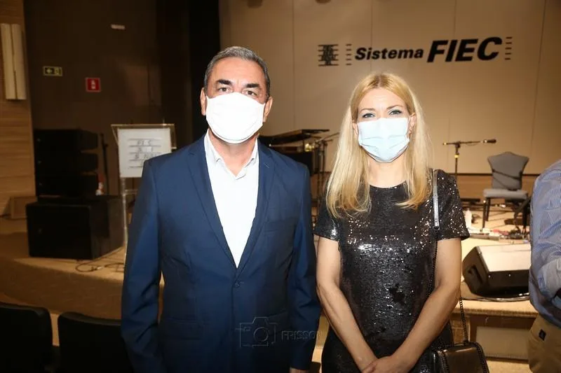 Adauto Leitão e Ana Cristina Pedroso