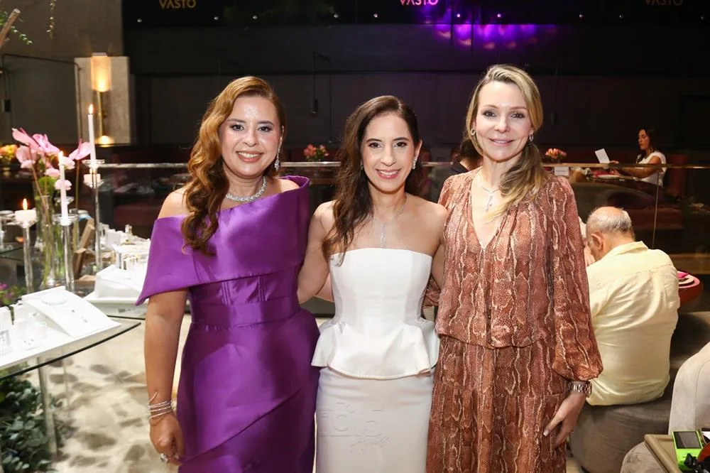 Camila Ximenes, Carol Ximenes e Rebeca Ferreira Gomes