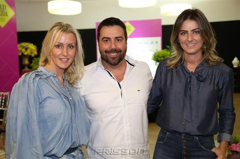 Damila Damiane, Carlos Ferreirinha e Jordana Damiane