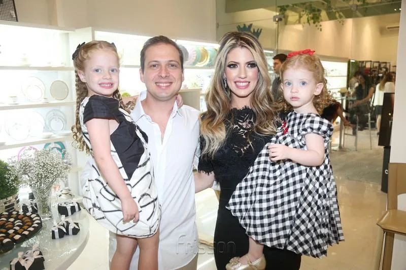 Celina, Humberto, Raquel e Giovanna