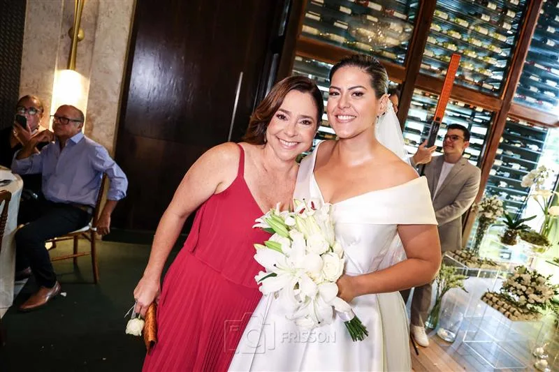 Carla Seixas e Juliana de Fátima