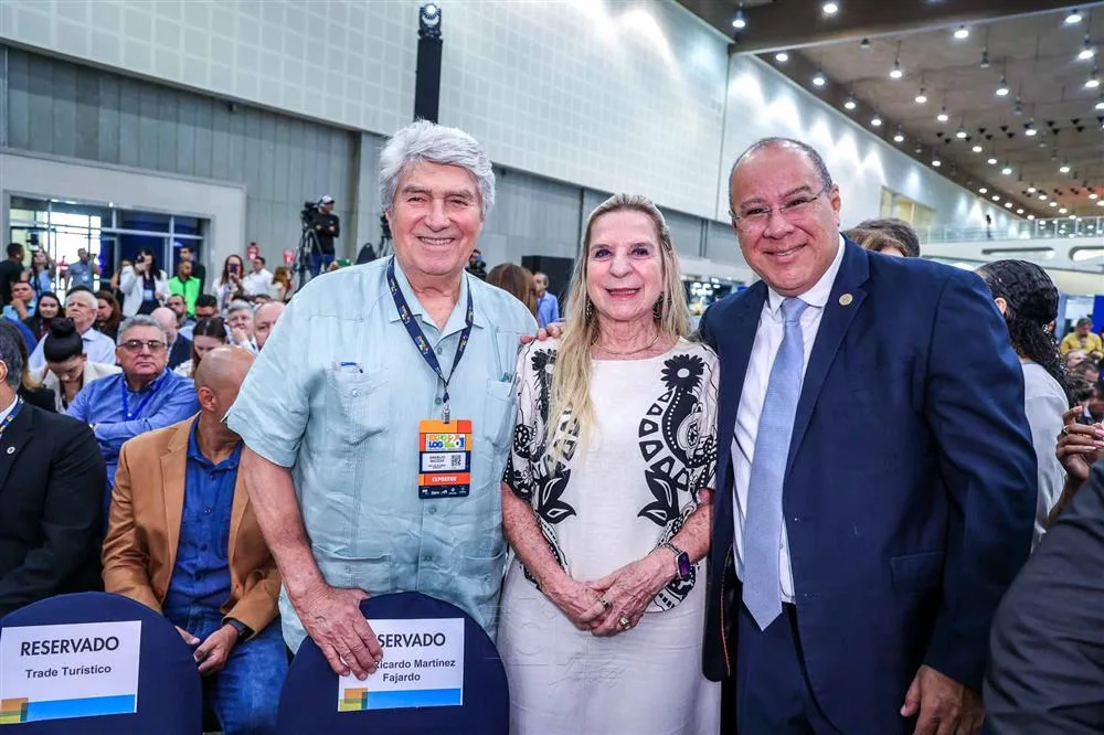 Amarilio Macedo, Anya Ribeiro e Luiz Ricardo Martinez