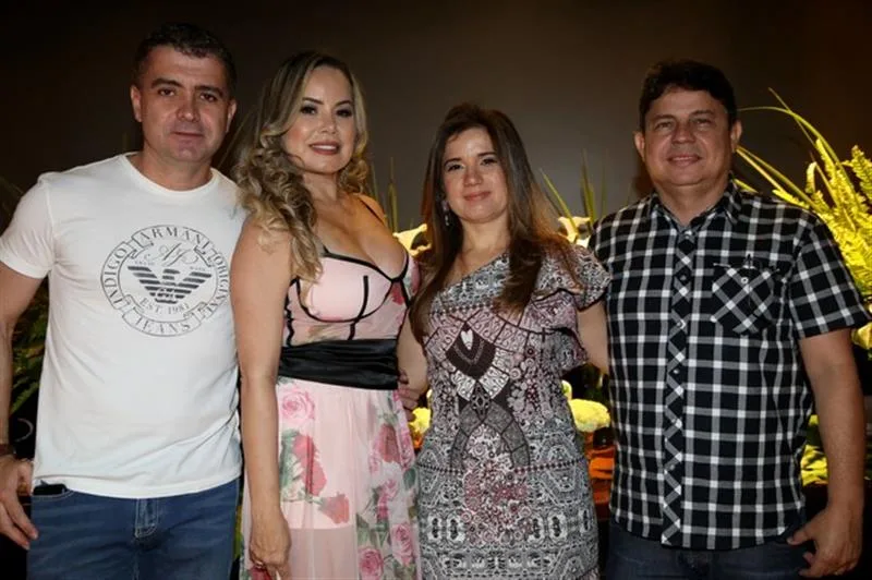André e Lea Lopes, Kelly e Jorge Oliveira