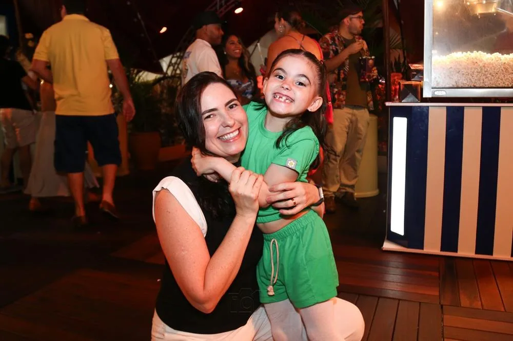 Carol e Heloísa Dinelly