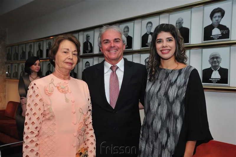 Ana Lima, Eduardo Rocha e Carolina Serra