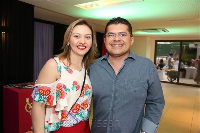 Ana Karine e Valdetario Monteiro
