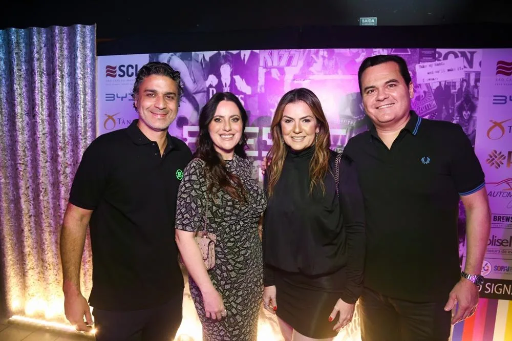 Bernardo e Graziela Veloso, Rafaela e Eduardo Melo