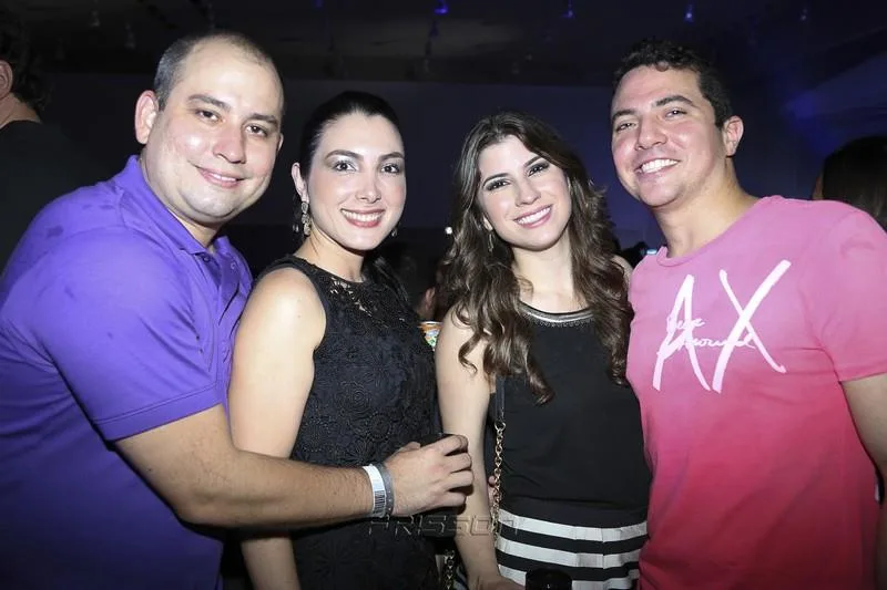 André e Daniele Linheiro, Themis e Roberto Briand