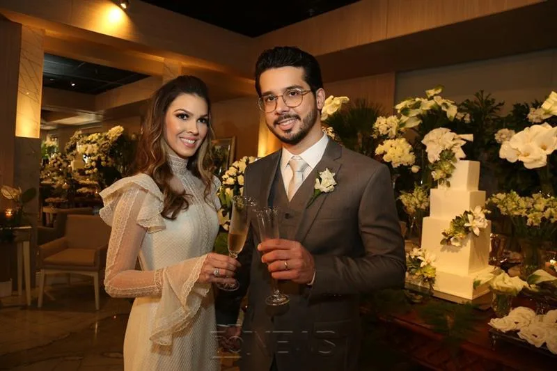 Carine Araújo e Rafael Fujita
