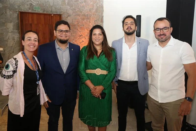 Carol Mota, Jonas Desidorio, Vilma Freire, Hugo Fernandes e Carlos Alberto