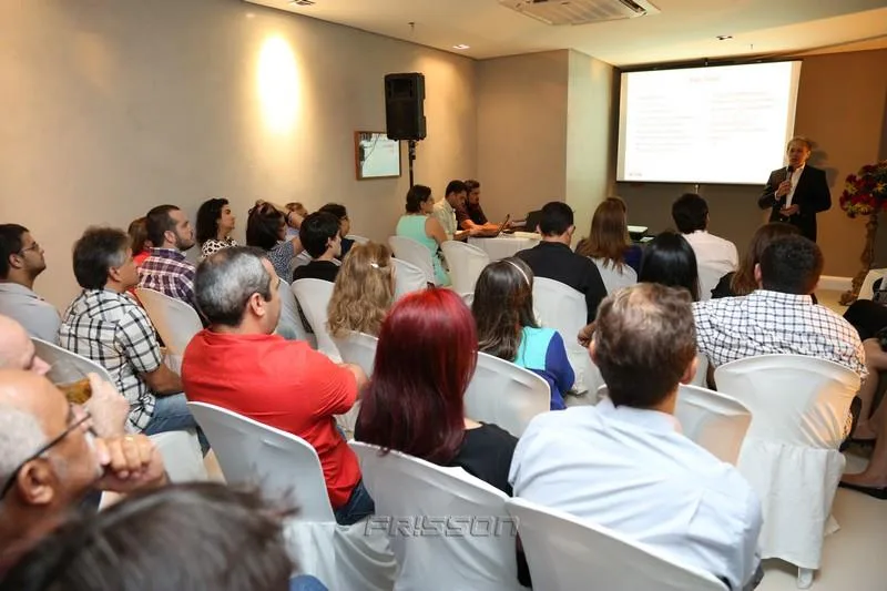 Entrega do East Tower Residence