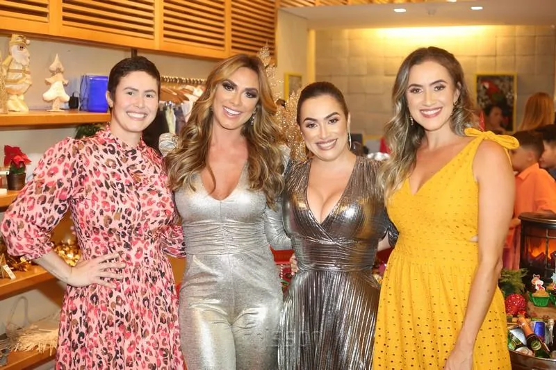 Germana Almeida, Nicole Bahls, Luciana e Juliana Uchoa