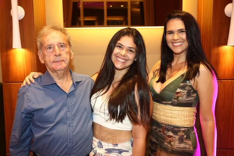 Airton, Ingrid e Emanuela Lopes