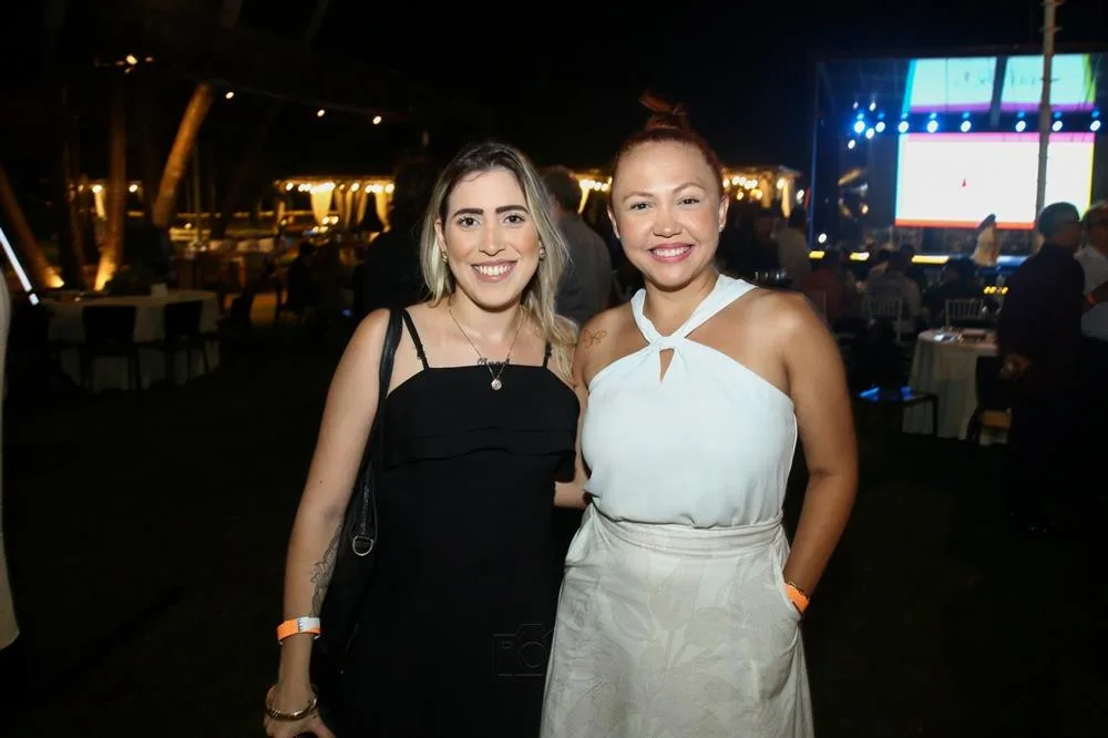 Amanda Bezerra e Mayara Mesquita