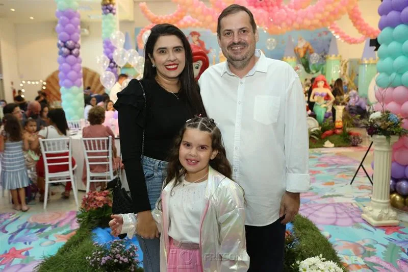 Alecsandra, César e Isadora Alencar
