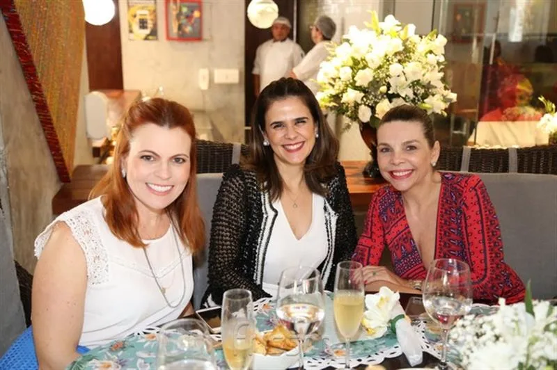 Adriana Aurila, Niedja Bezerra e Lilian Porto