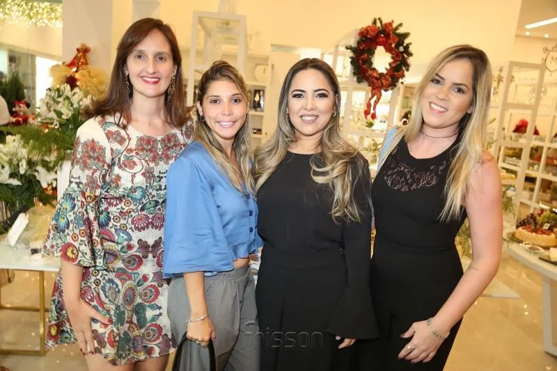 Carol Belchior, Samya Fialho, Vivian Rosa e Nara Fialho