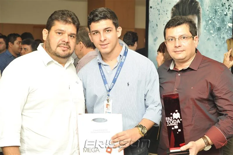 Adriano Alves, Gabriel e Ladislau Nogueira