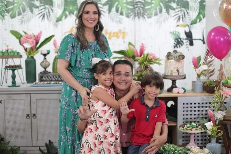 Priscila, Barbara, Gustavo e Gabriel Lopes