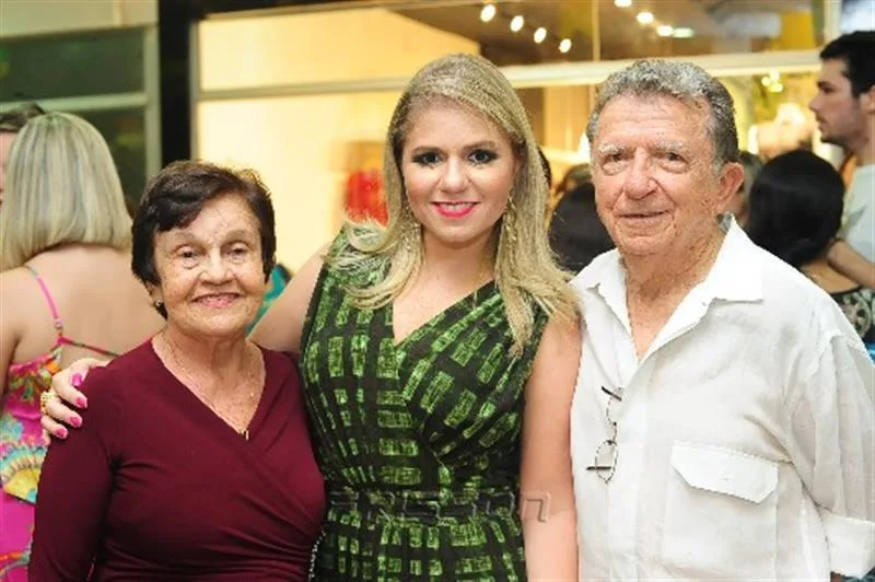 Argentina Menezes, Larissa Diógenes e José Augusto Menezes