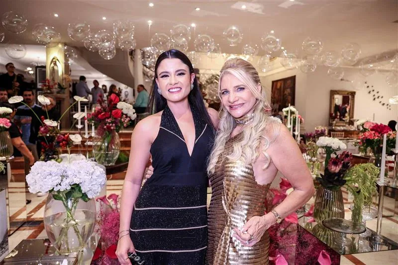 Ana Clara Tavares e Rosângela Dias