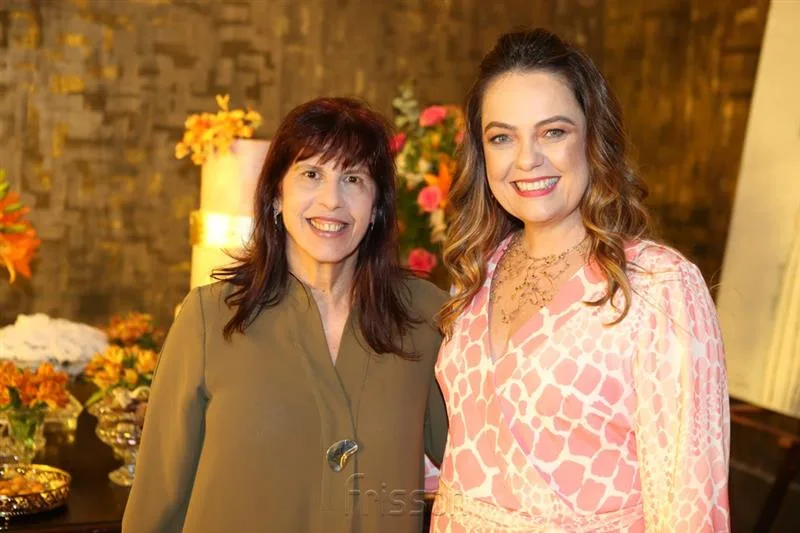 Ana Virginia Medeiros e Erika Girão