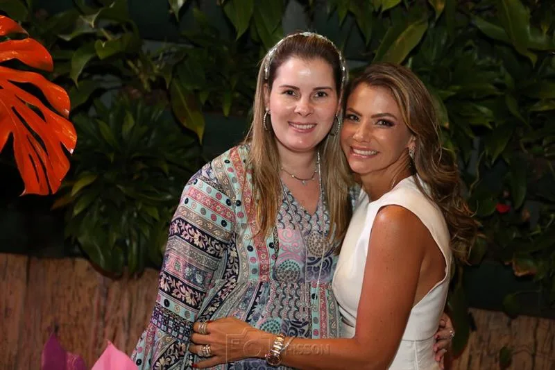 Adriana Loureiro e Vanessa Queiros