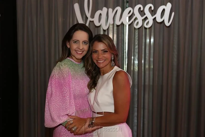 Aline Amorim e Vanessa Queiros
