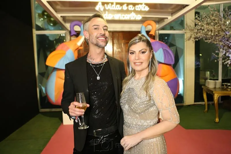 Chico Zinnek e Manu Alencar