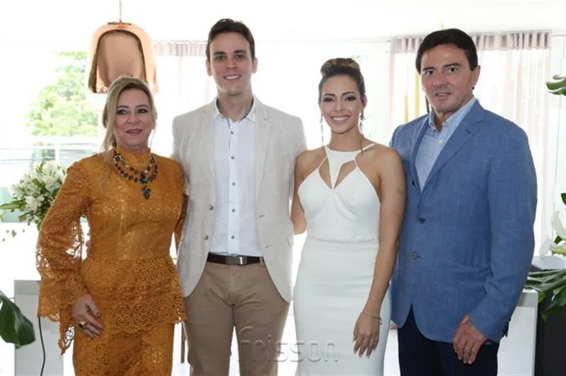 Bricia Carvalho, Andre Fiuza, Gabriella e Luis Teixeira de Carvalho
