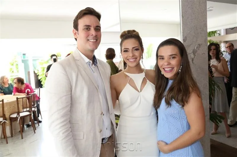 Andre Fiuza, Gabriella Carvalho e Monique Bezerra