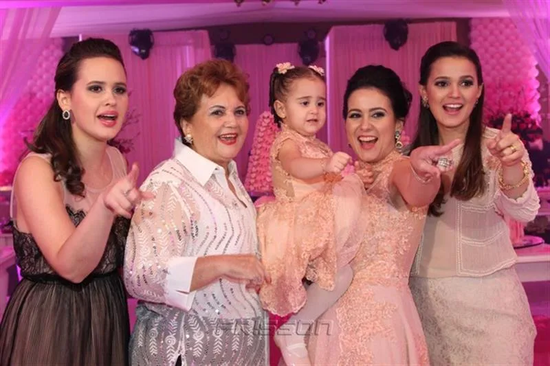 Adriana Leitão, Rosa Virgínia, Letícia, Claudiana Loureiro e Ticiana Leitão