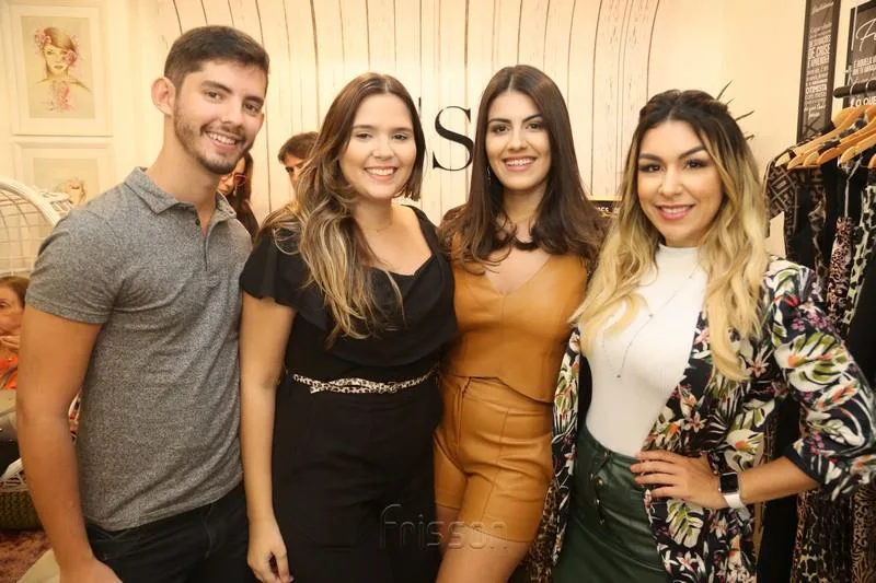 Anderson Arthur, Liana Cavalcante, Duda Cabral e Amanda Amaral