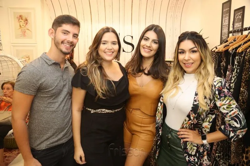 Anderson Arthur, Liana Cavalcante, Duda Cabral e Amanda Amaral