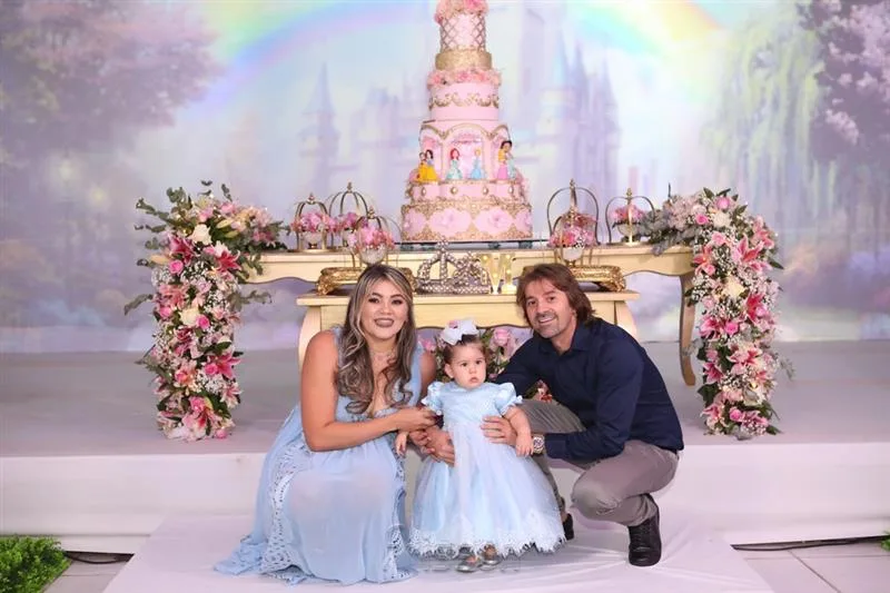 Ana, Mariana e Rodrigo Lima
