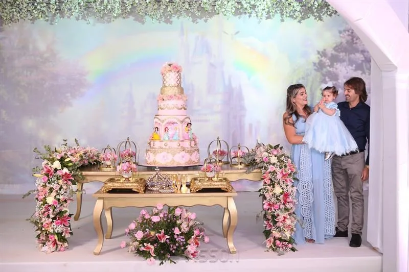 Ana, Mariana e Rodrigo Lima