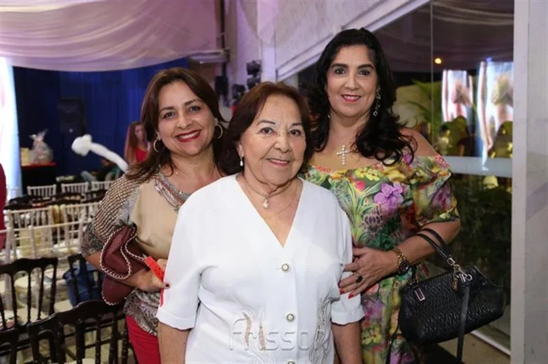Isabel Leitão, Maria Hilda e Isabelle Leitão