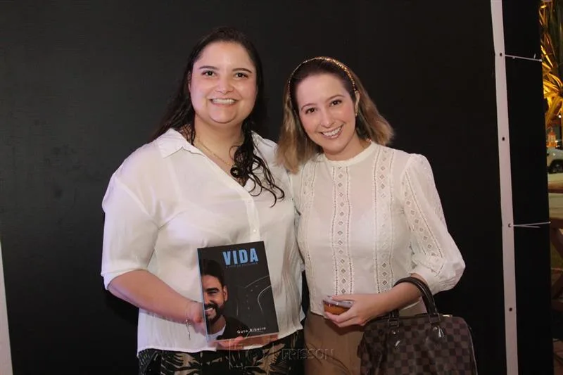 Gladdys Albuquerque e Hanna Arruda