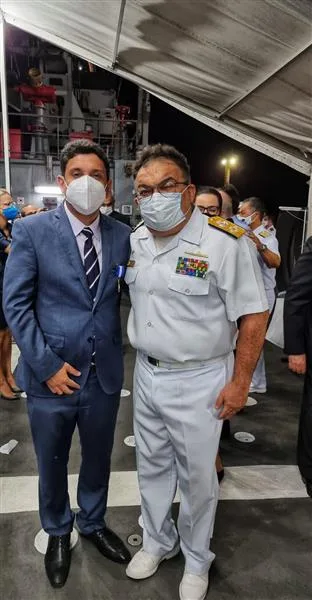 Bruno Queiroz e Almirante Flávio Rocha