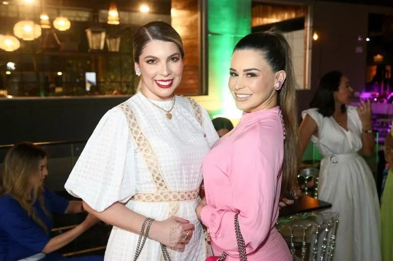Aline Morais e Amanda Holanda